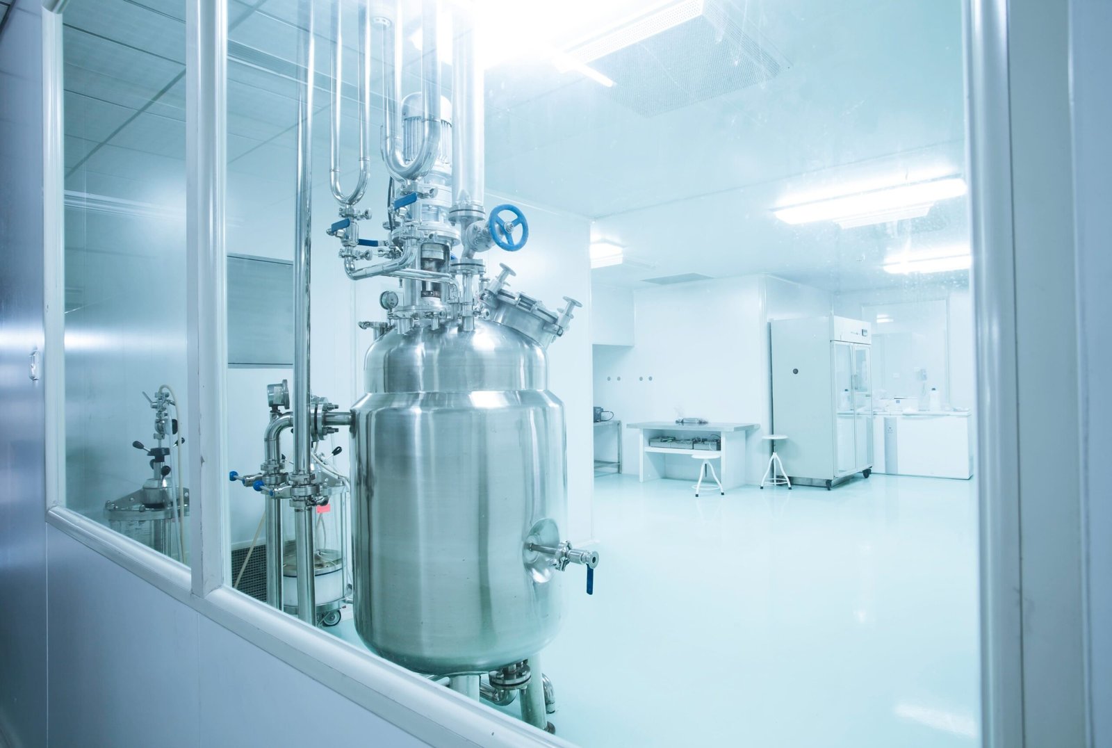 Modern Pharmaceutical Manufacturing Facility